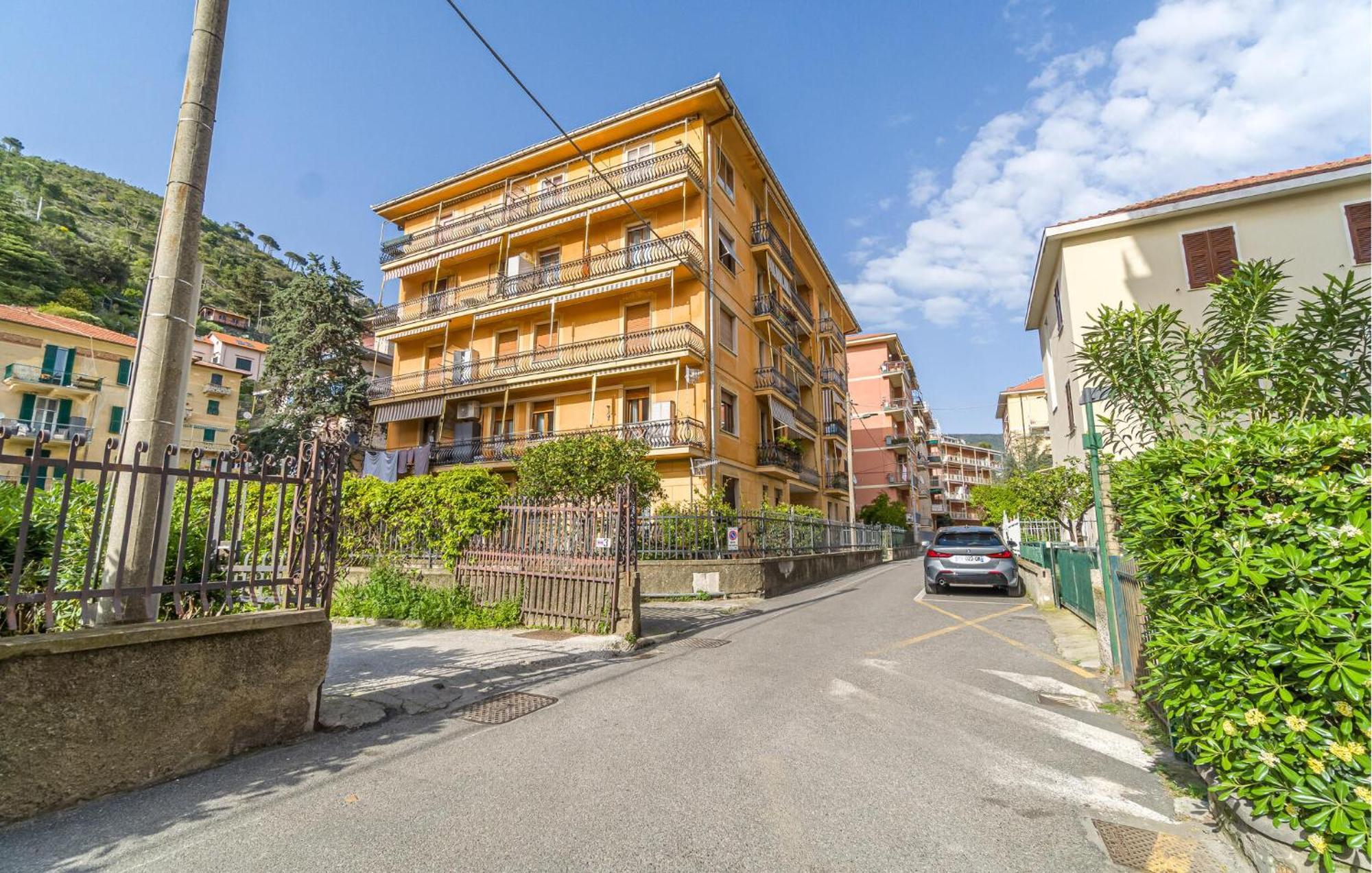 Gorgeous Apartment In Levanto With Kitchen Exterior photo